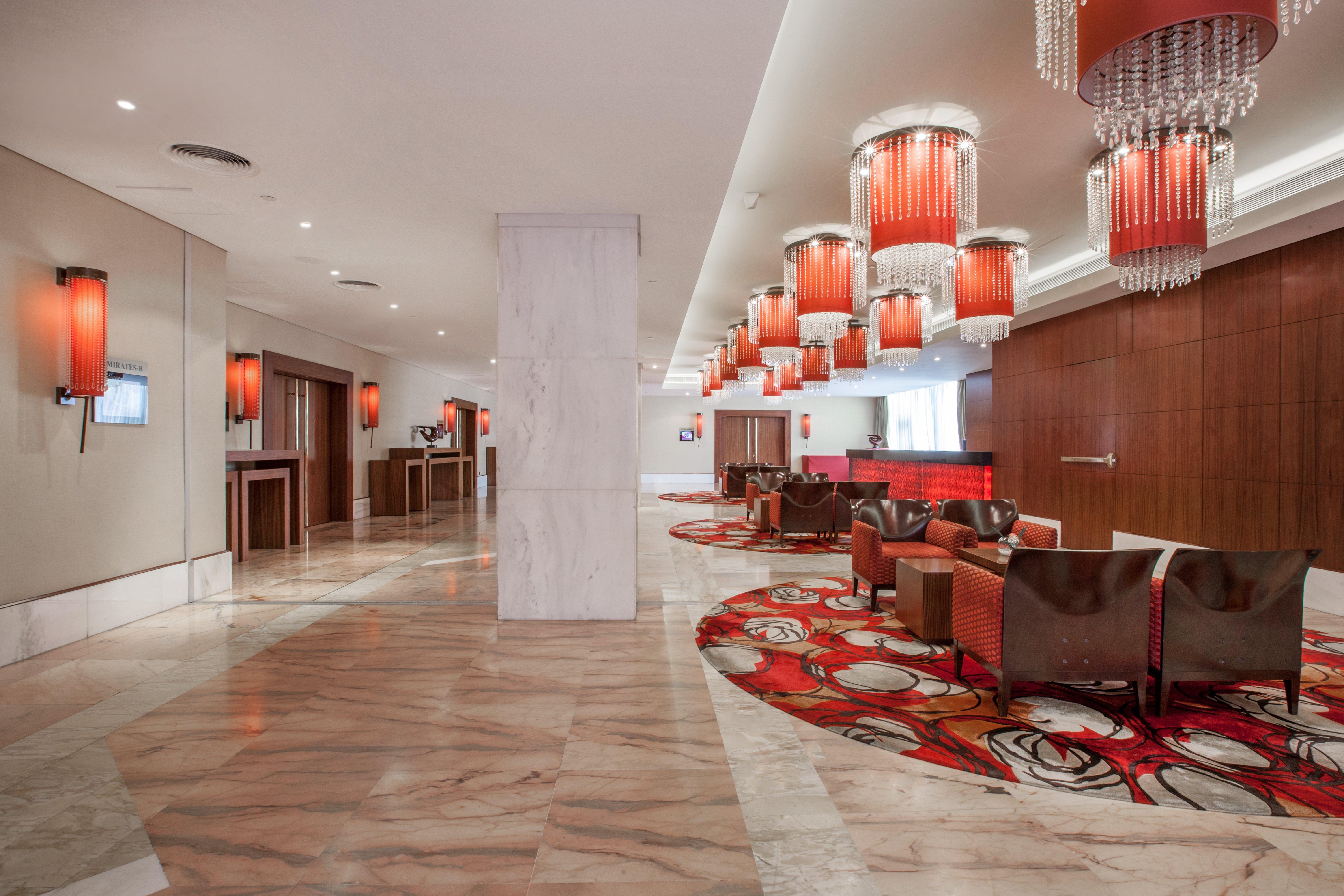 Crowne Plaza Dubai Deira By Ihg Hotel Екстериор снимка Lobby